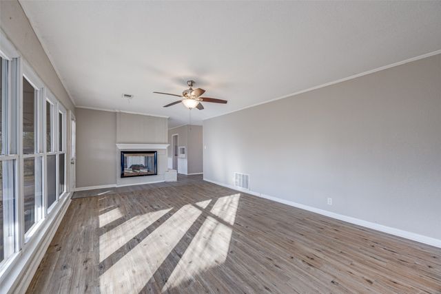 1520 W Monterey Street, Denison, TX 75020