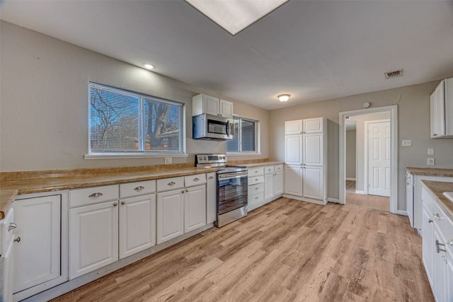 1520 W Monterey Street, Denison, TX 75020