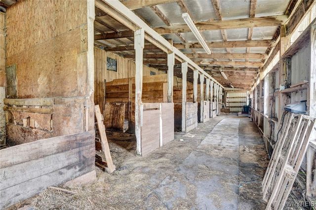 7452 Southwestern Boulevard, Evans, NY 14047