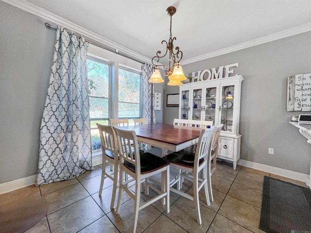 10251 Crooked Creek Ln, Denham Springs, LA 70726