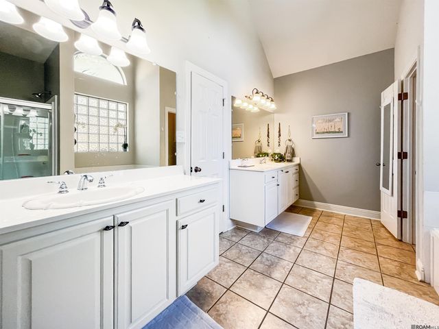 10251 Crooked Creek Ln, Denham Springs, LA 70726