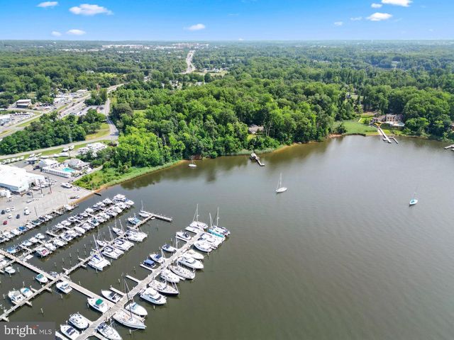 27 OLD SOUTH RIVER RD, Edgewater, MD 21037