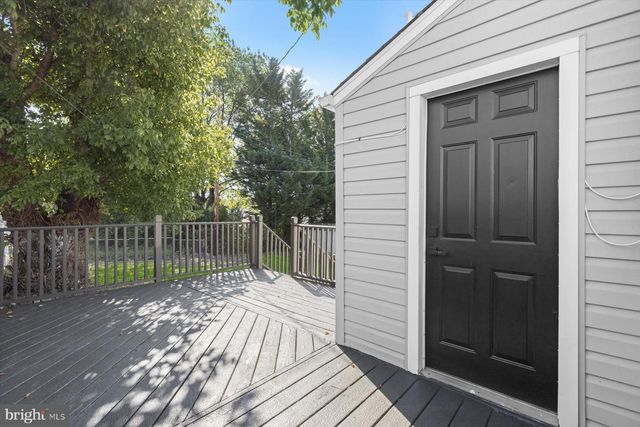8215 BON AIR RD, Baltimore, MD 21234