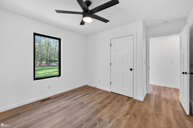 5881 Lake Crest Drive, Oregon Twp, MI 48421