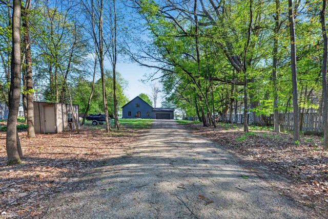 5881 Lake Crest Drive, Oregon Twp, MI 48421