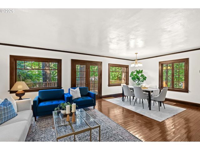 4315 Sw FLOWER St, Portland, OR 97221