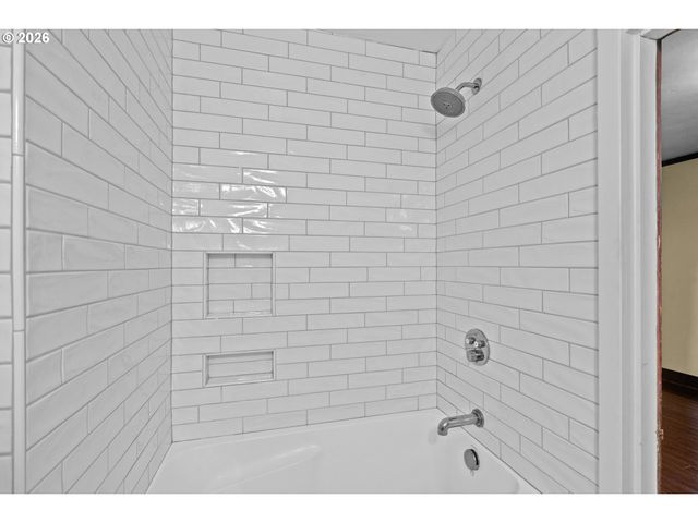 4315 Sw FLOWER St, Portland, OR 97221