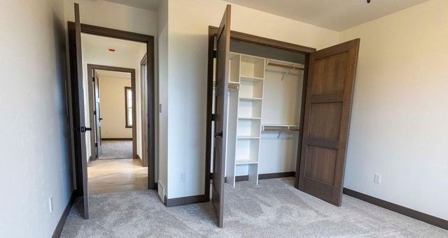 3715 WESTPOINT ROAD, Suamico, WI 54313