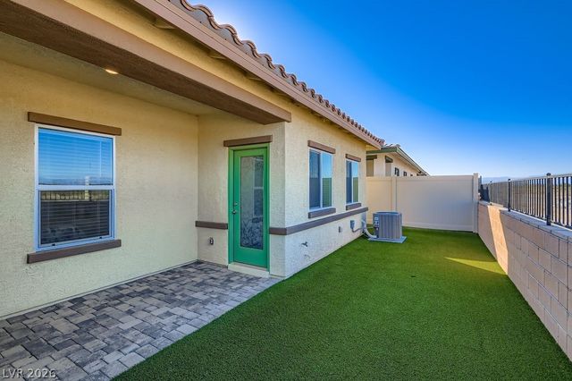 338 Larksong Avenue, Henderson, NV 89011