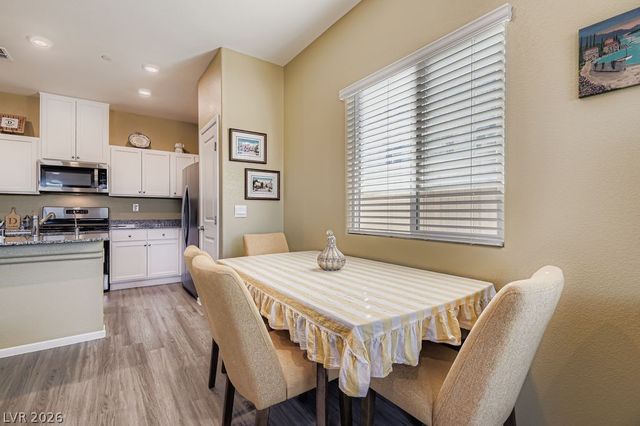 338 Larksong Avenue, Henderson, NV 89011