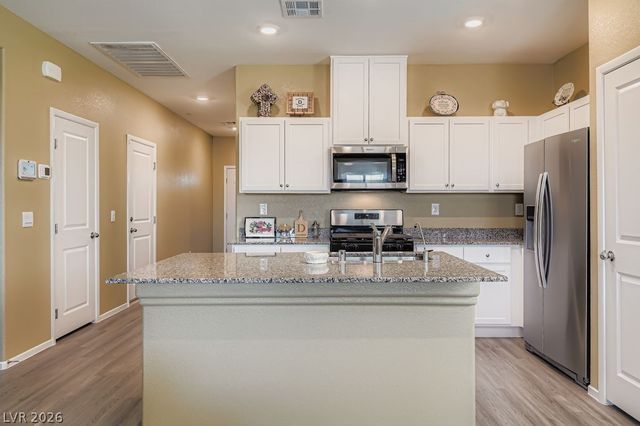 338 Larksong Avenue, Henderson, NV 89011