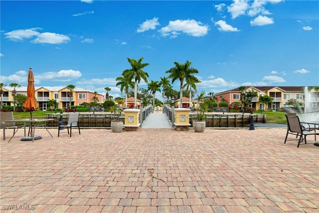 20230 Estero Gardens CIR 206, Estero, FL 33928