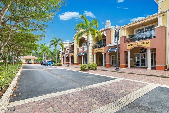 20230 Estero Gardens CIR 206, Estero, FL 33928