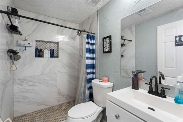 5573 Singleton Road, Norcross, GA 30093