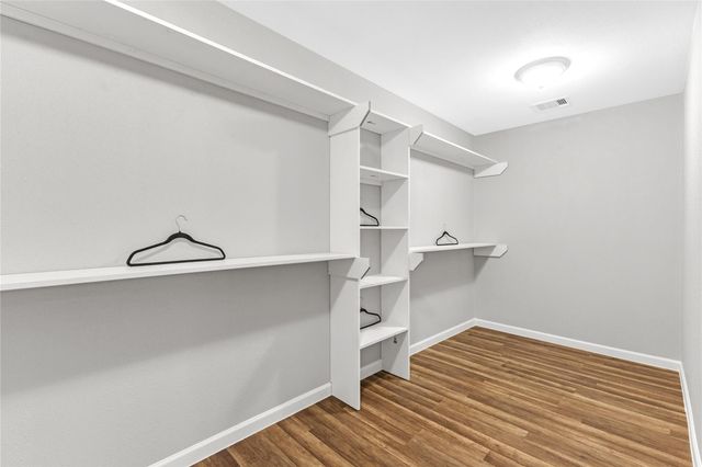 3925 Mckinley Street, Houston, TX 77051