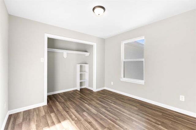 3925 Mckinley Street, Houston, TX 77051