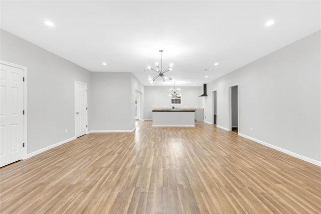 3925 Mckinley Street, Houston, TX 77051