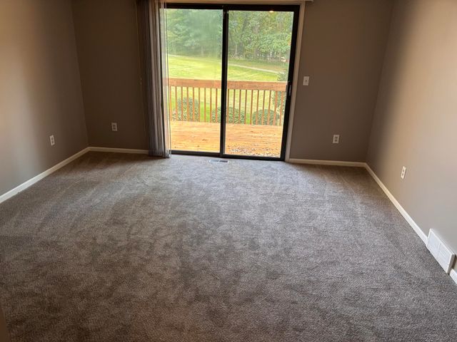 6348 Greenway Drive SE, Grand Rapids, MI 49546