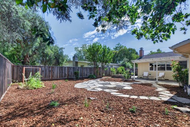 994 Getoun Drive, Concord, CA 94518