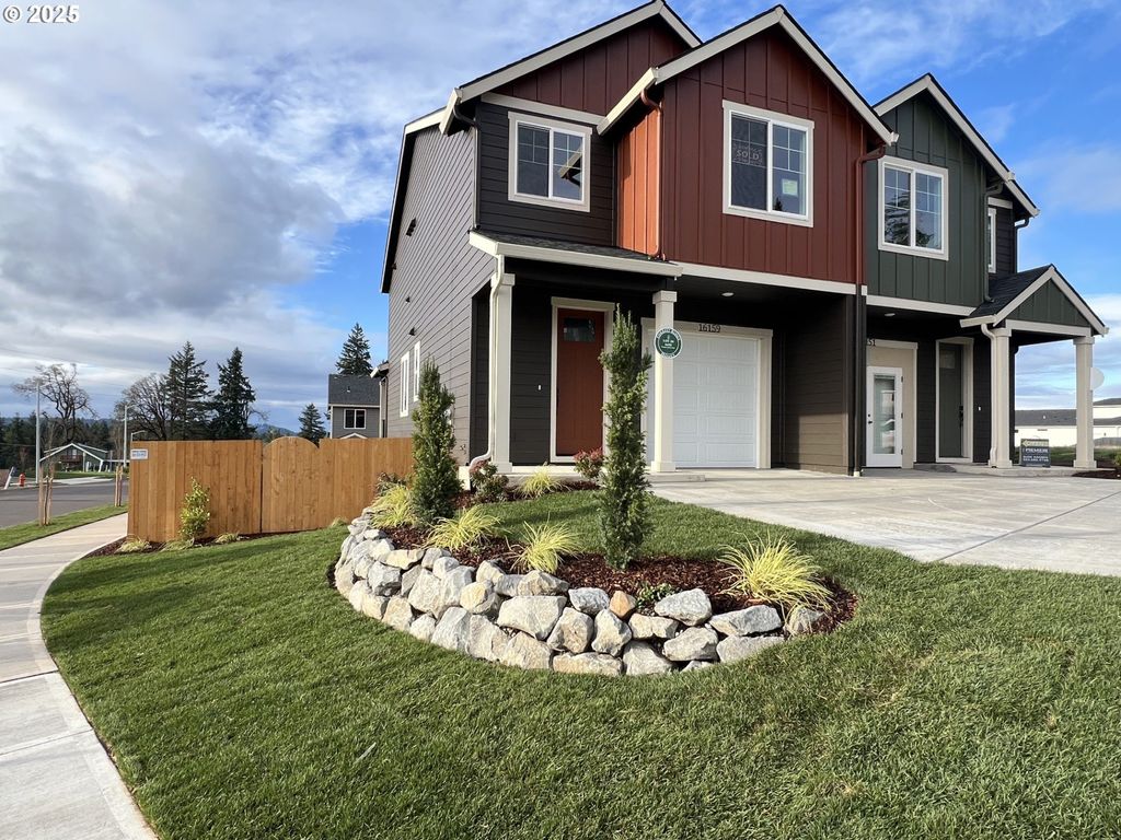 16159 Serres Farm Way, Oregon City, OR 97045