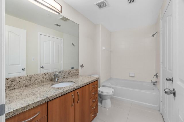 250 NE 3rd Avenue 1305, Delray Beach, FL 33444