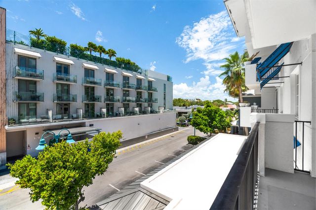 250 NE 3rd Avenue 1305, Delray Beach, FL 33444