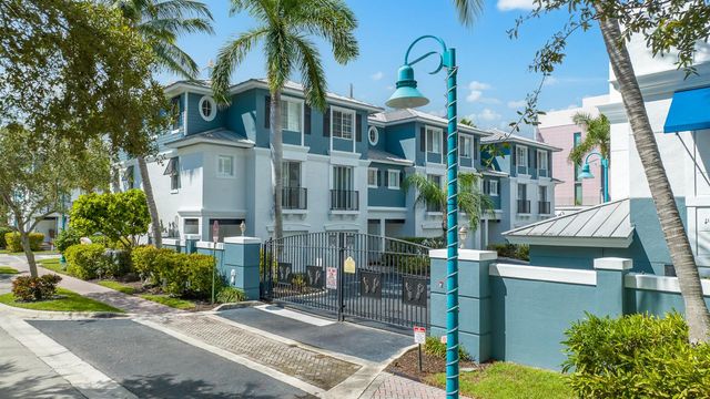 250 NE 3rd Avenue 1305, Delray Beach, FL 33444