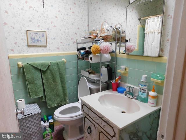 8020 THOURON AVE, Philadelphia, PA 19150