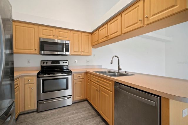 1013 APOLLO BEACH BOULEVARD 203, Apollo Beach, FL 33572