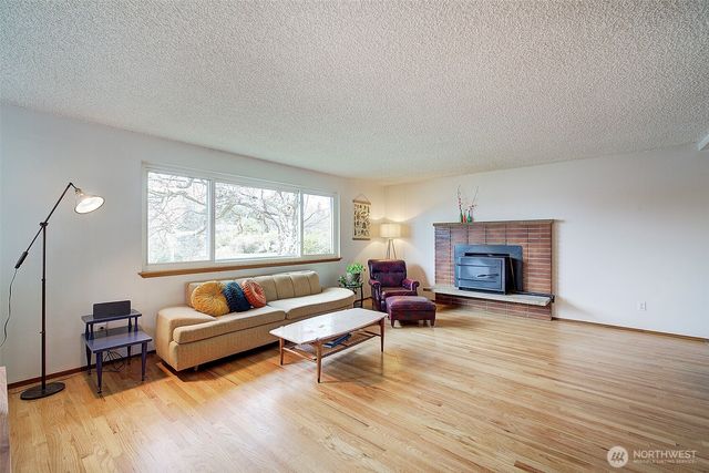 14804 12th Avenue SW, Burien, WA 98166