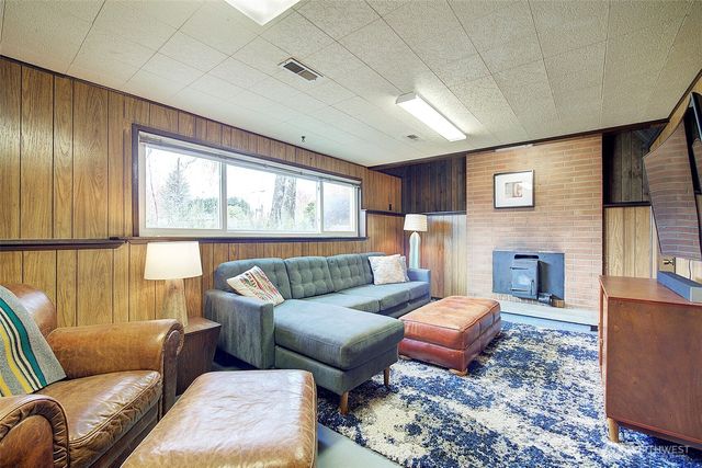 14804 12th Avenue SW, Burien, WA 98166