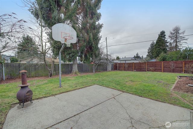 14804 12th Avenue SW, Burien, WA 98166