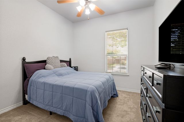 517 Magnolia Lane, Glenn Heights, TX 75154