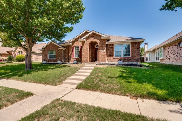 517 Magnolia Lane, Glenn Heights, TX 75154