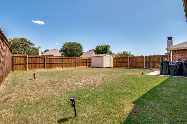517 Magnolia Lane, Glenn Heights, TX 75154
