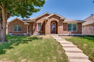 517 Magnolia Lane, Glenn Heights, TX 75154