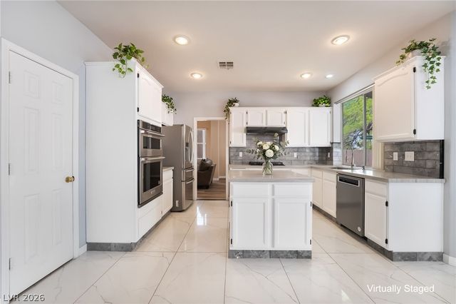 2324 Pinion Valley Drive, Las Vegas, NV 89134