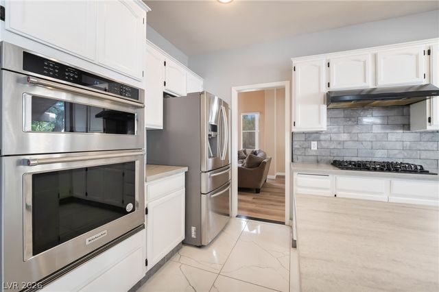 2324 Pinion Valley Drive, Las Vegas, NV 89134
