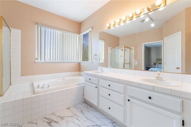 2324 Pinion Valley Drive, Las Vegas, NV 89134