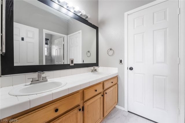 2324 Pinion Valley Drive, Las Vegas, NV 89134