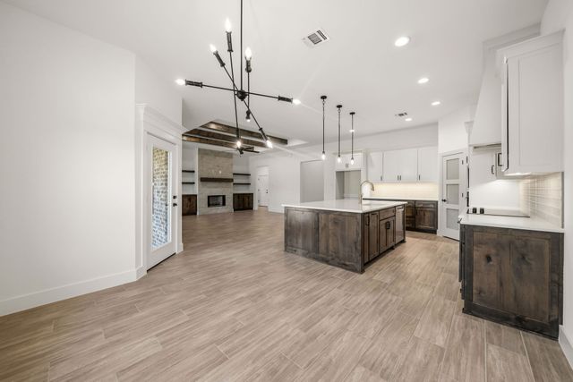 604 Acorn Way, Weatherford, TX 76085