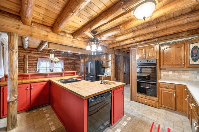 194 Foster Rd, North Sewickley Twp, PA 15010