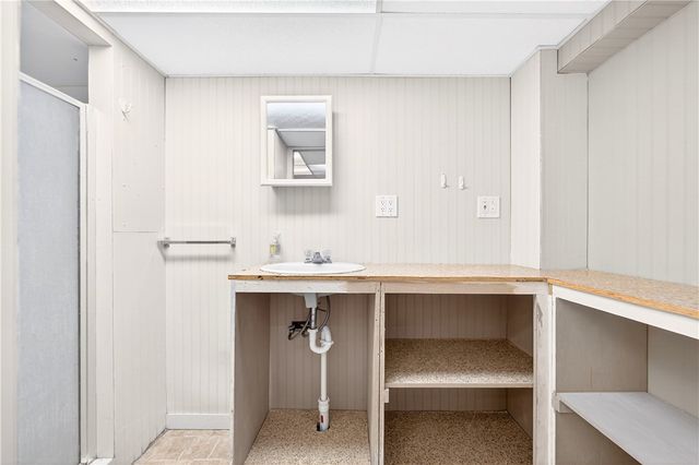 194 Foster Rd, North Sewickley Twp, PA 15010