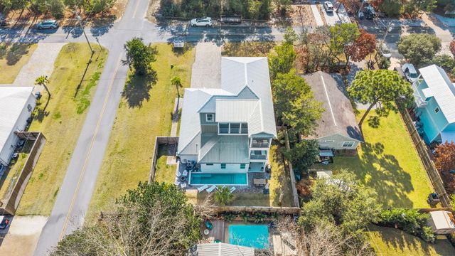 111 Walnut Street, Santa Rosa Beach, FL 32459
