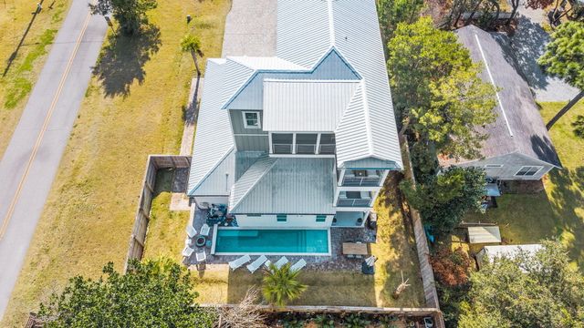 111 Walnut Street, Santa Rosa Beach, FL 32459
