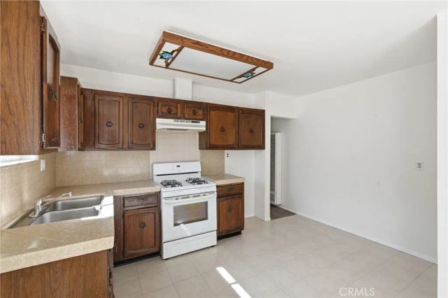 4315 W 171st Street, Lawndale, CA 90260