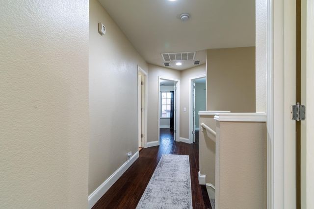 2731 Olympic Park Drive, Grand Prairie, TX 75050