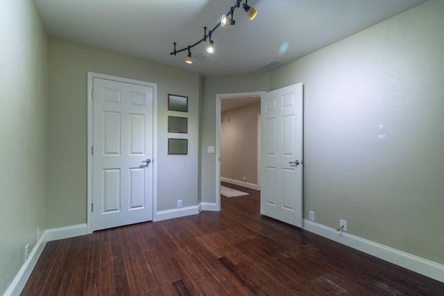 2731 Olympic Park Drive, Grand Prairie, TX 75050