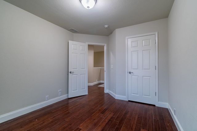 2731 Olympic Park Drive, Grand Prairie, TX 75050