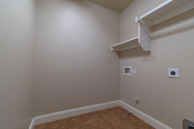 2731 Olympic Park Drive, Grand Prairie, TX 75050
